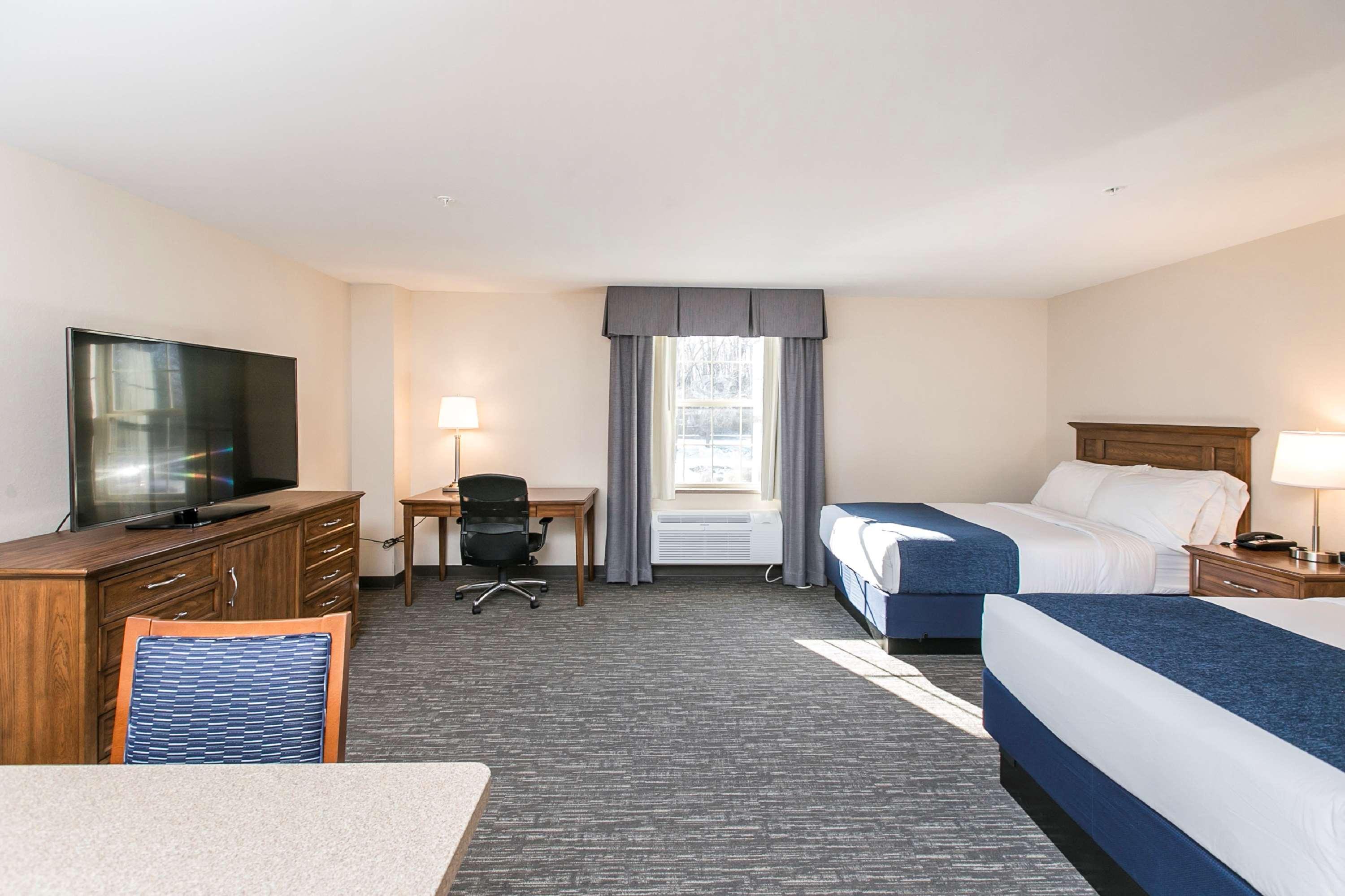 Surestay Plus Hotel By Best Western Elizabethtown Hershey Bagian luar foto