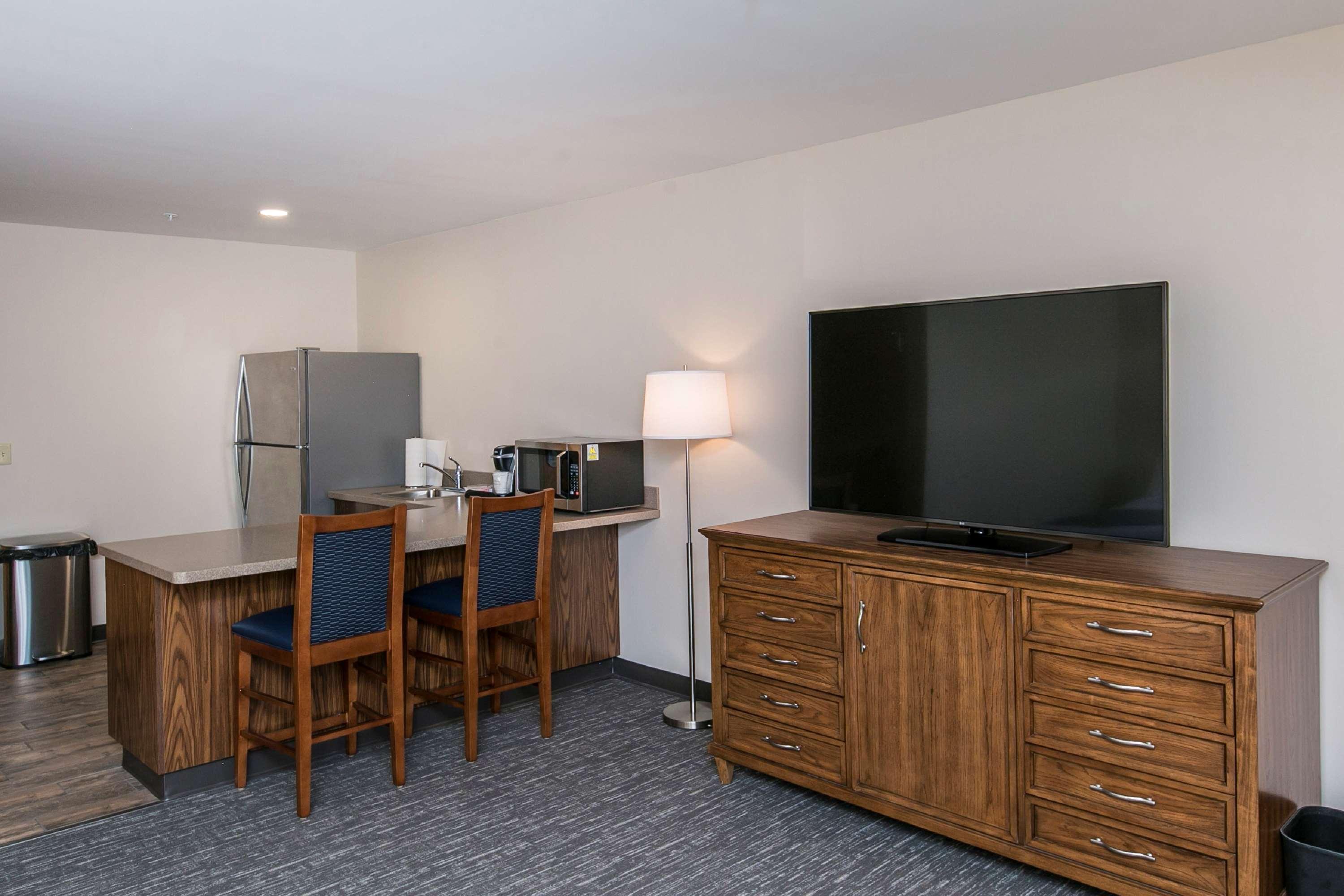 Surestay Plus Hotel By Best Western Elizabethtown Hershey Bagian luar foto