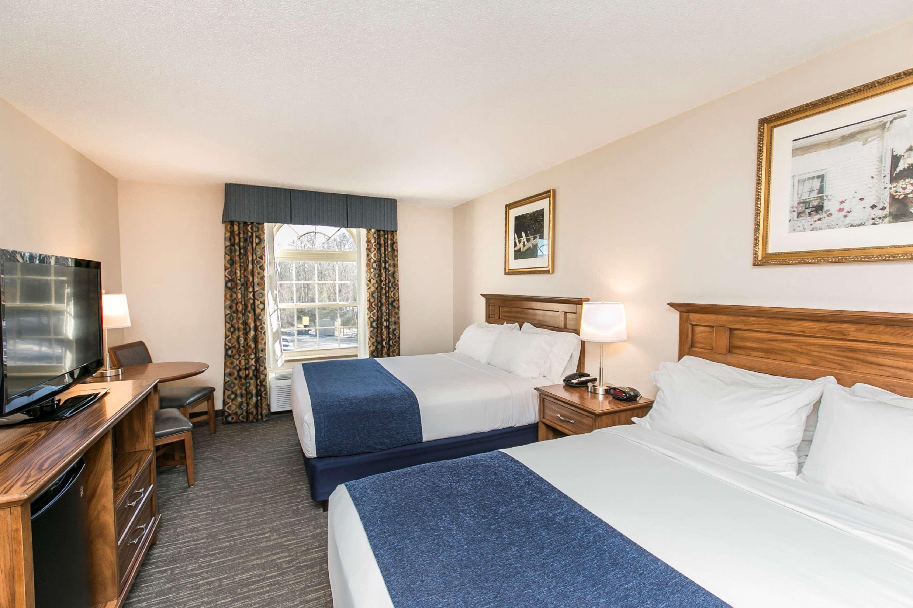 Surestay Plus Hotel By Best Western Elizabethtown Hershey Bagian luar foto