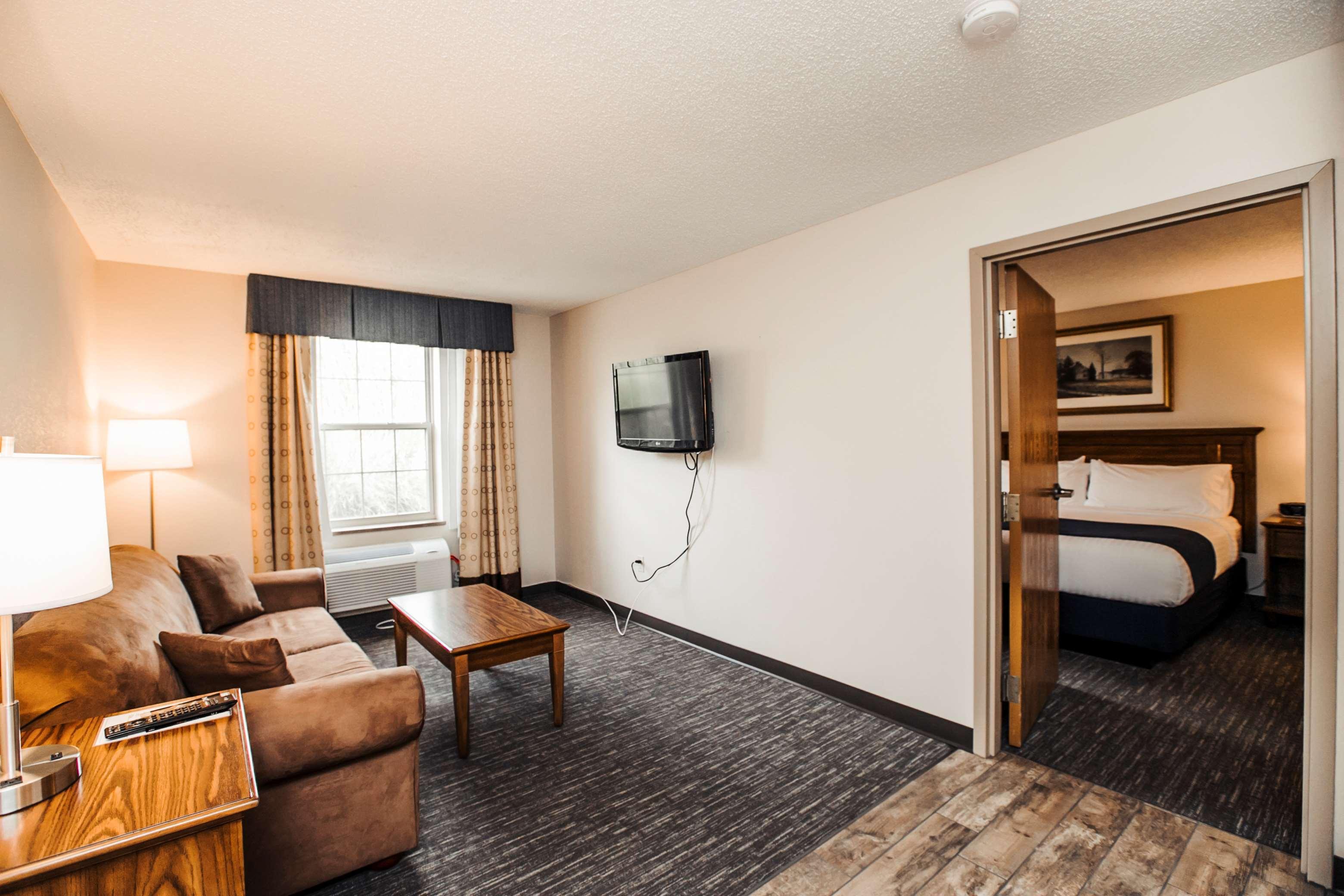 Surestay Plus Hotel By Best Western Elizabethtown Hershey Bagian luar foto