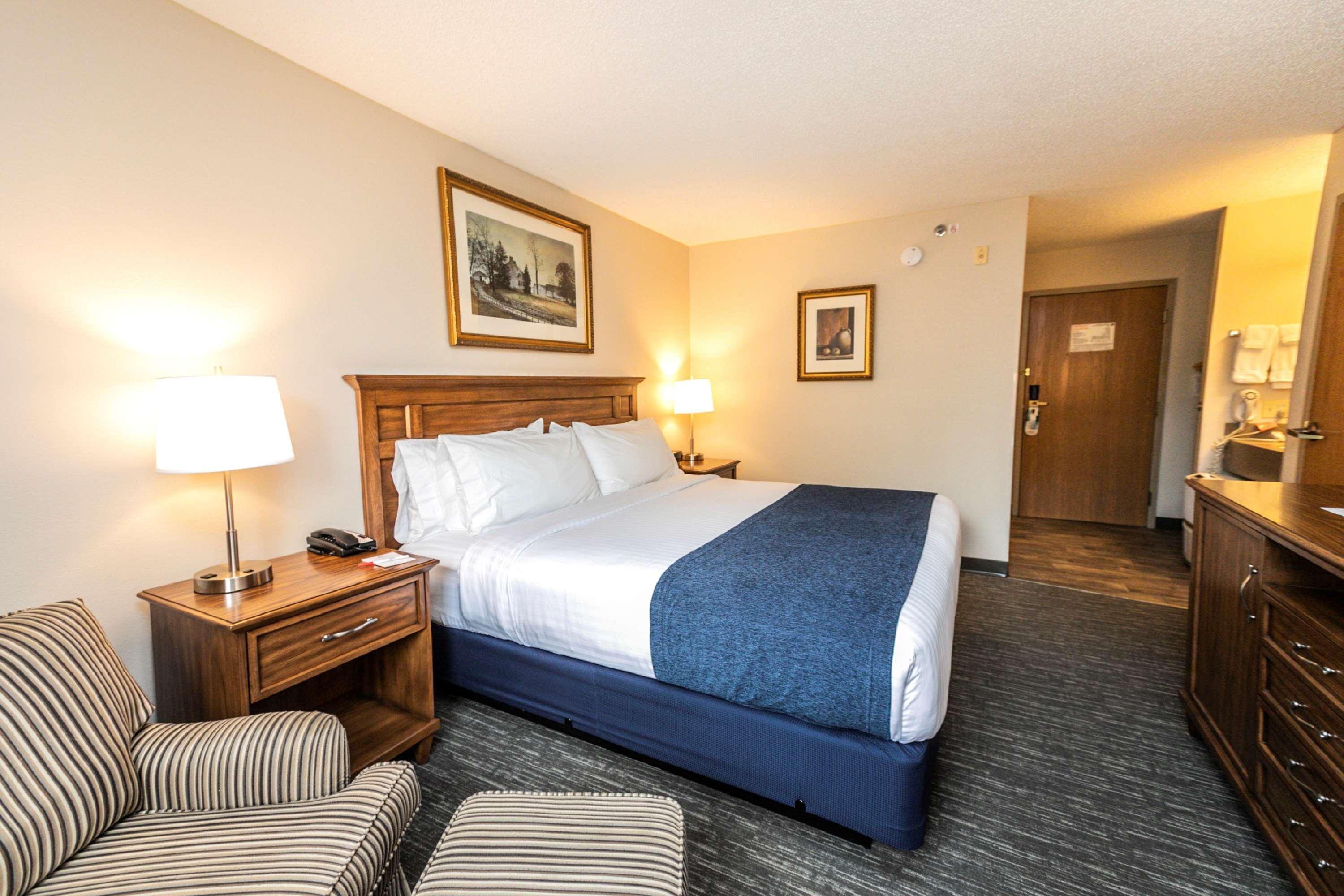 Surestay Plus Hotel By Best Western Elizabethtown Hershey Bagian luar foto