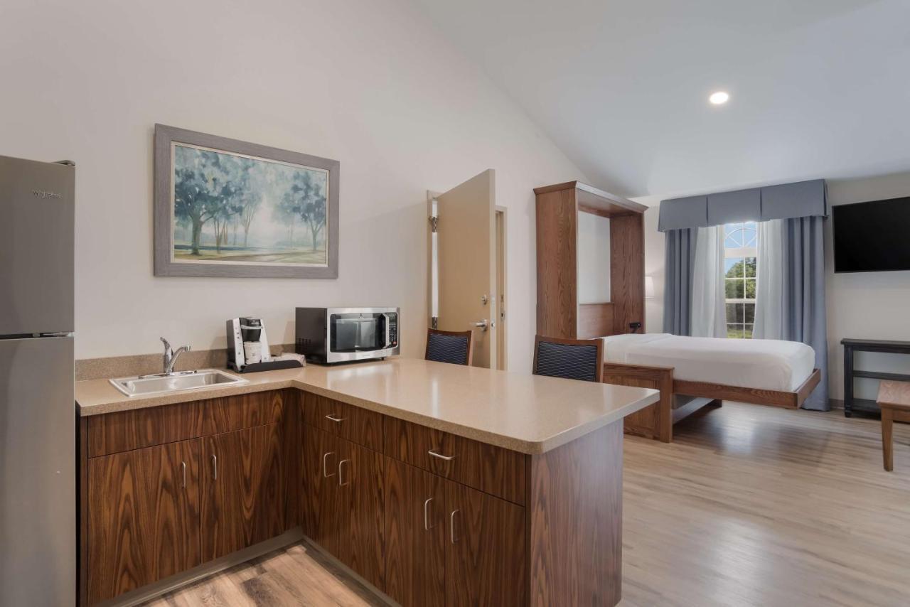 Surestay Plus Hotel By Best Western Elizabethtown Hershey Bagian luar foto
